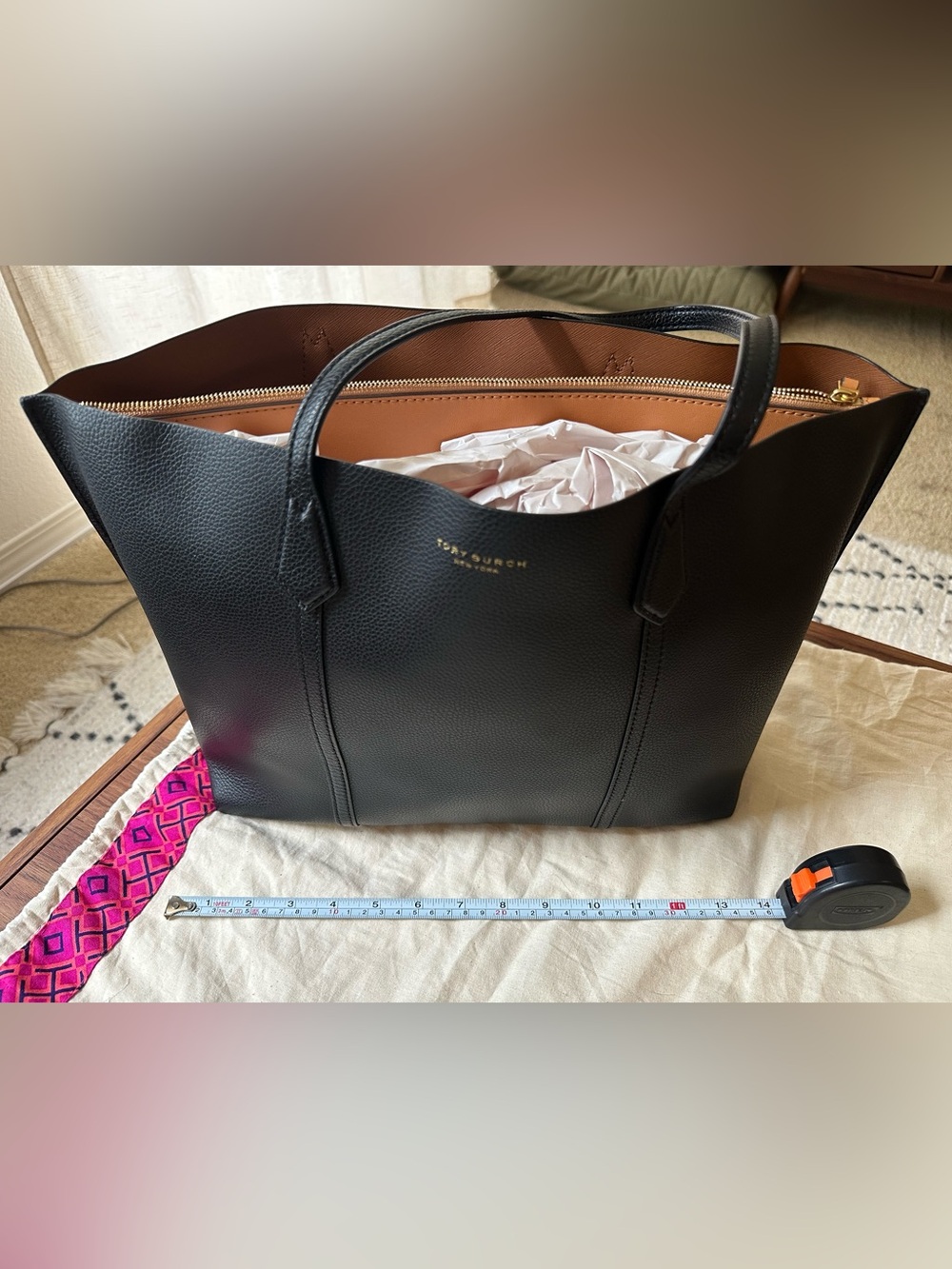 Tory Burch Perry Large Leather Tote | Excellent Condition | Work Laptop Bag - Picture 12 of 12